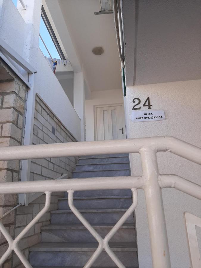 App Borna Apartment Crikvenica Luaran gambar